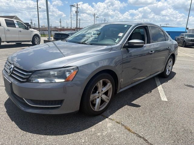 2013 Volkswagen Passat 2.5 SE