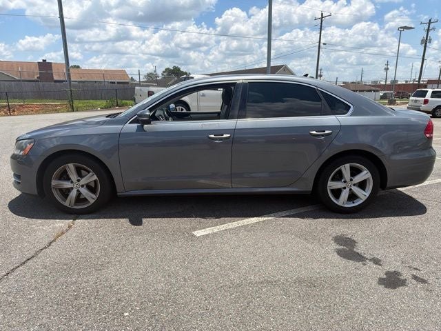 2013 Volkswagen Passat 2.5 SE