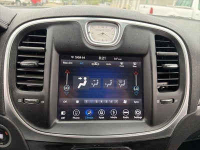 2018 Chrysler 300 Touring