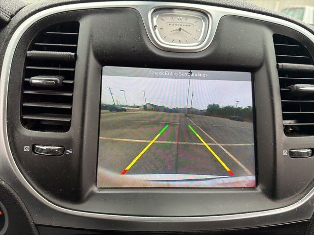 2018 Chrysler 300 Touring