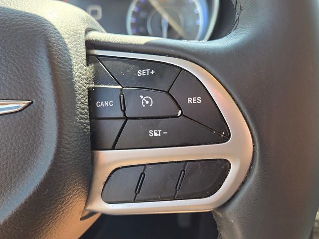 2018 Chrysler 300 Touring