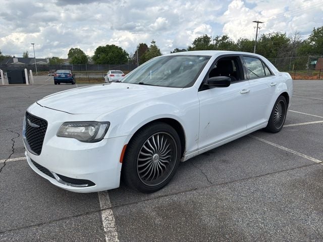 2018 Chrysler 300 Touring
