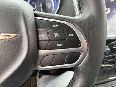 2018 Chrysler 300 Touring