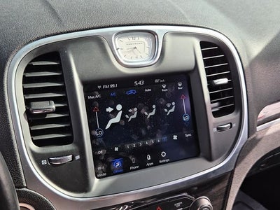 2021 Chrysler 300 Touring