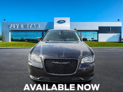 2021 Chrysler 300 Touring
