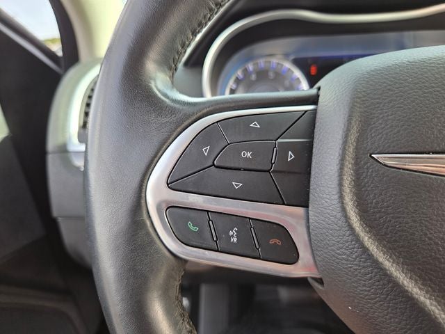 2021 Chrysler 300 Touring