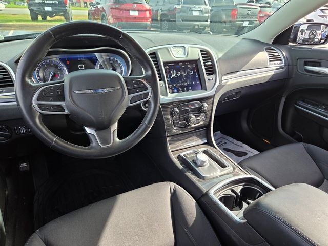 2021 Chrysler 300 Touring