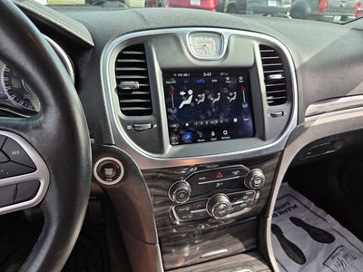 2021 Chrysler 300 Touring