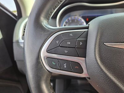 2021 Chrysler 300 Touring