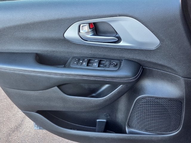2021 Chrysler Pacifica Touring