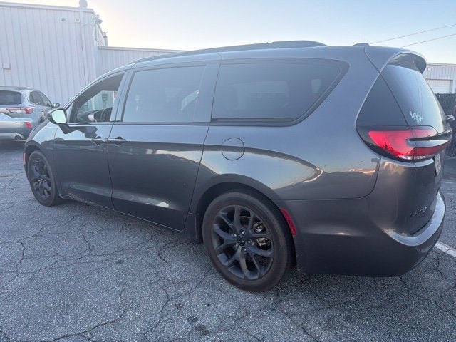 2021 Chrysler Pacifica Touring