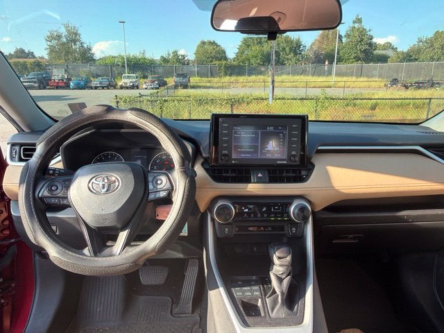 2022 Toyota RAV4 LE