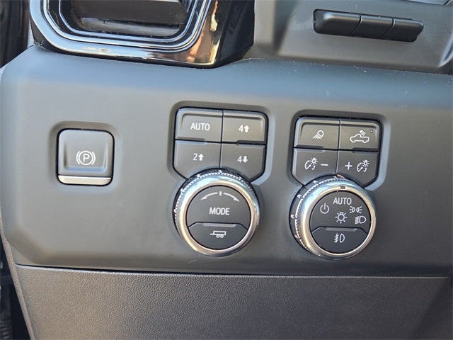 2025 GMC Sierra 1500 AT4