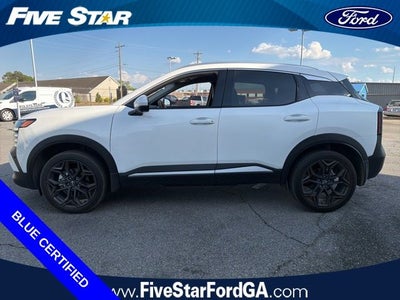 2025 Nissan Kicks SR