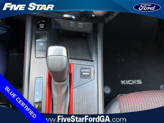 2025 Nissan Kicks SR