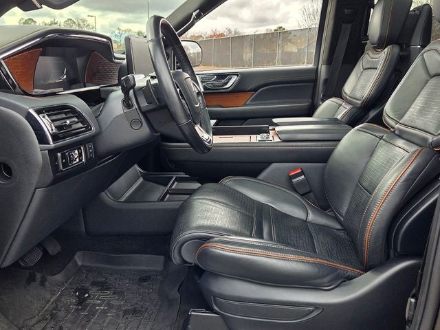 2024 Lincoln Navigator Black Label