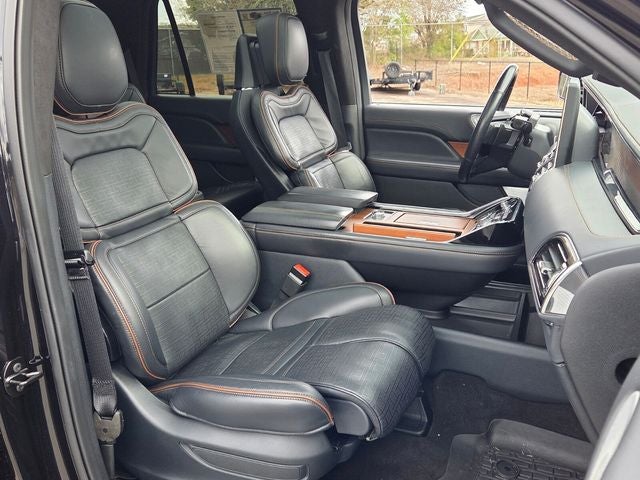 2024 Lincoln Navigator Black Label