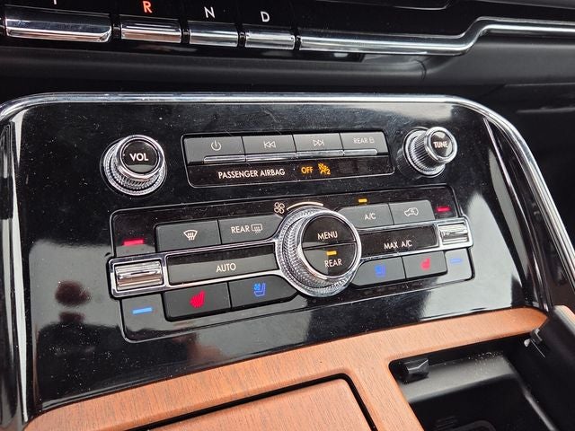 2024 Lincoln Navigator Black Label