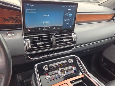 2024 Lincoln Navigator Black Label