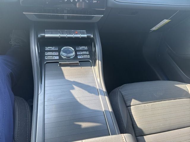 2025 Lincoln Nautilus Reserve