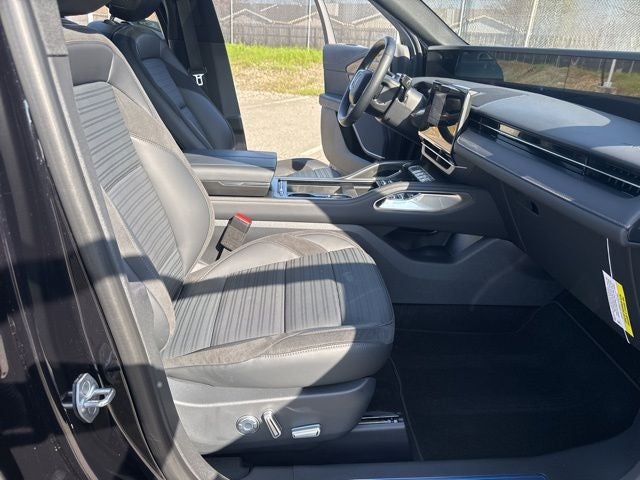 2025 Lincoln Nautilus Reserve