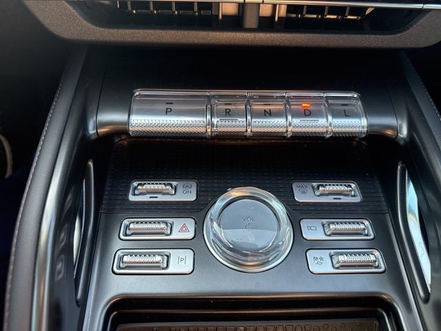 2025 Lincoln Nautilus Reserve