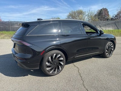 2025 Lincoln Nautilus Reserve