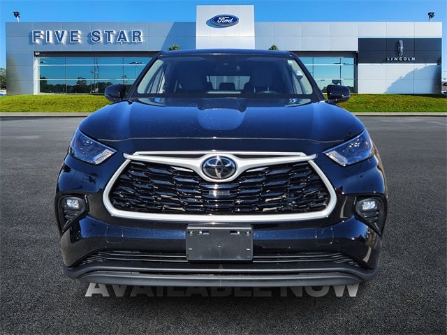 2024 Toyota Highlander LE