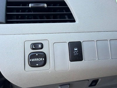 2013 Toyota Sienna SE 8 Passenger