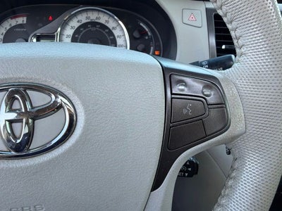 2013 Toyota Sienna SE 8 Passenger