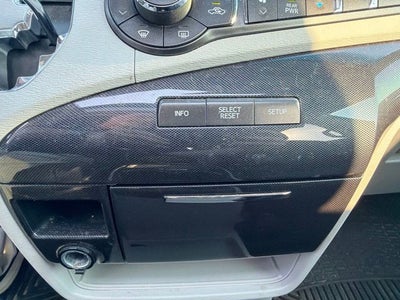 2013 Toyota Sienna SE 8 Passenger