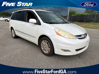 2008 Toyota Sienna XLE