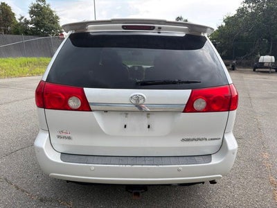2008 Toyota Sienna XLE