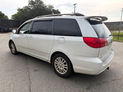 2008 Toyota Sienna XLE