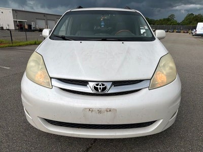 2008 Toyota Sienna XLE