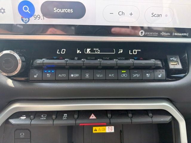 2024 Toyota Sequoia Platinum