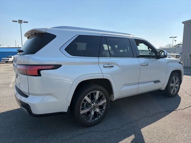 2023 Toyota Sequoia Capstone