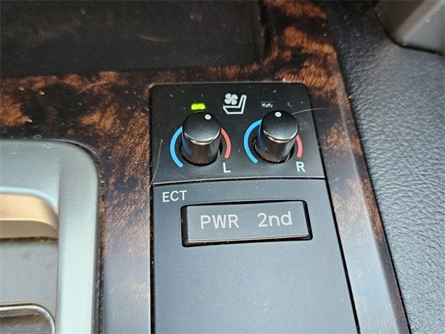 2013 Toyota Land Cruiser Base