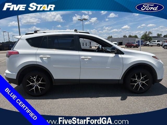 2018 Toyota RAV4 SE