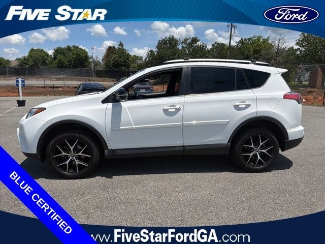 2018 Toyota RAV4 SE