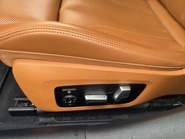 2021 BMW 8 Series 840