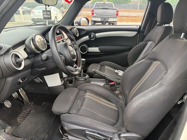 2015 MINI Cooper S Base