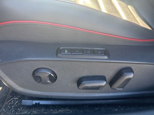 2022 Volkswagen Golf GTI Autobahn