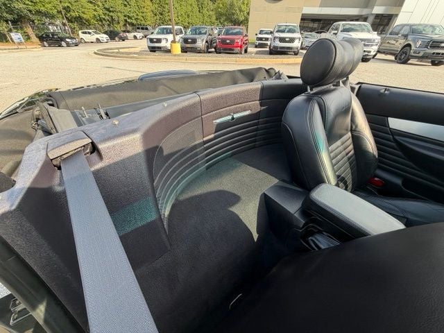2003 Ford Thunderbird Base