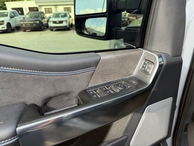 2025 Ford F-250SD Platinum