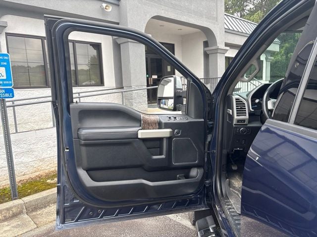 2017 Ford F-350SD Lariat