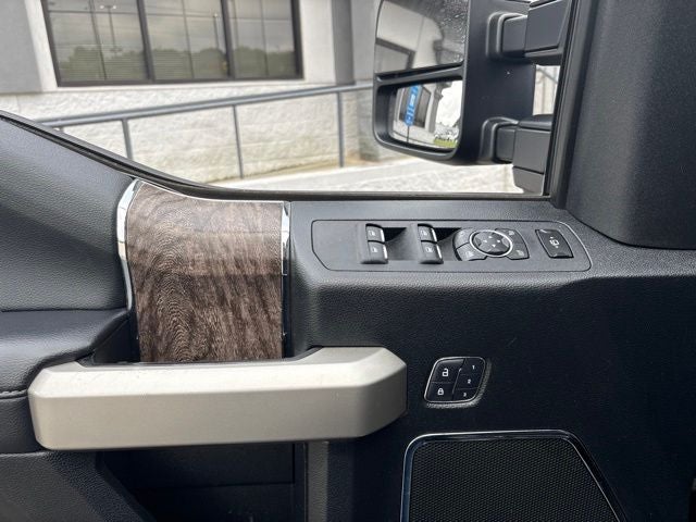 2017 Ford F-350SD Lariat