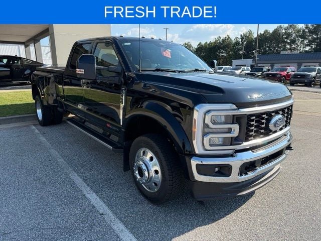 2025 Ford F-450SD Lariat DRW