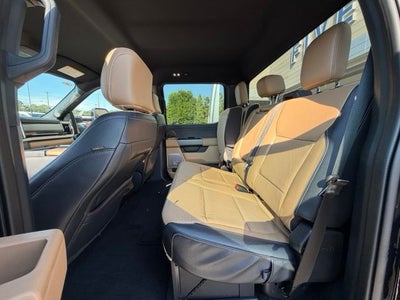 2025 Ford F-450SD Lariat DRW