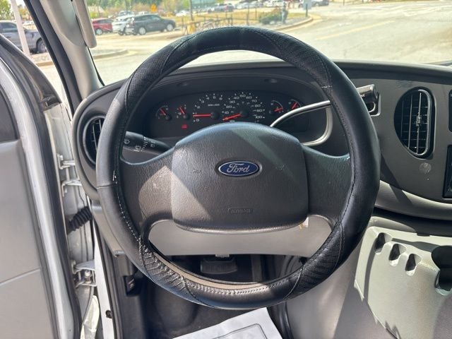 2005 Ford E-250 Commercial